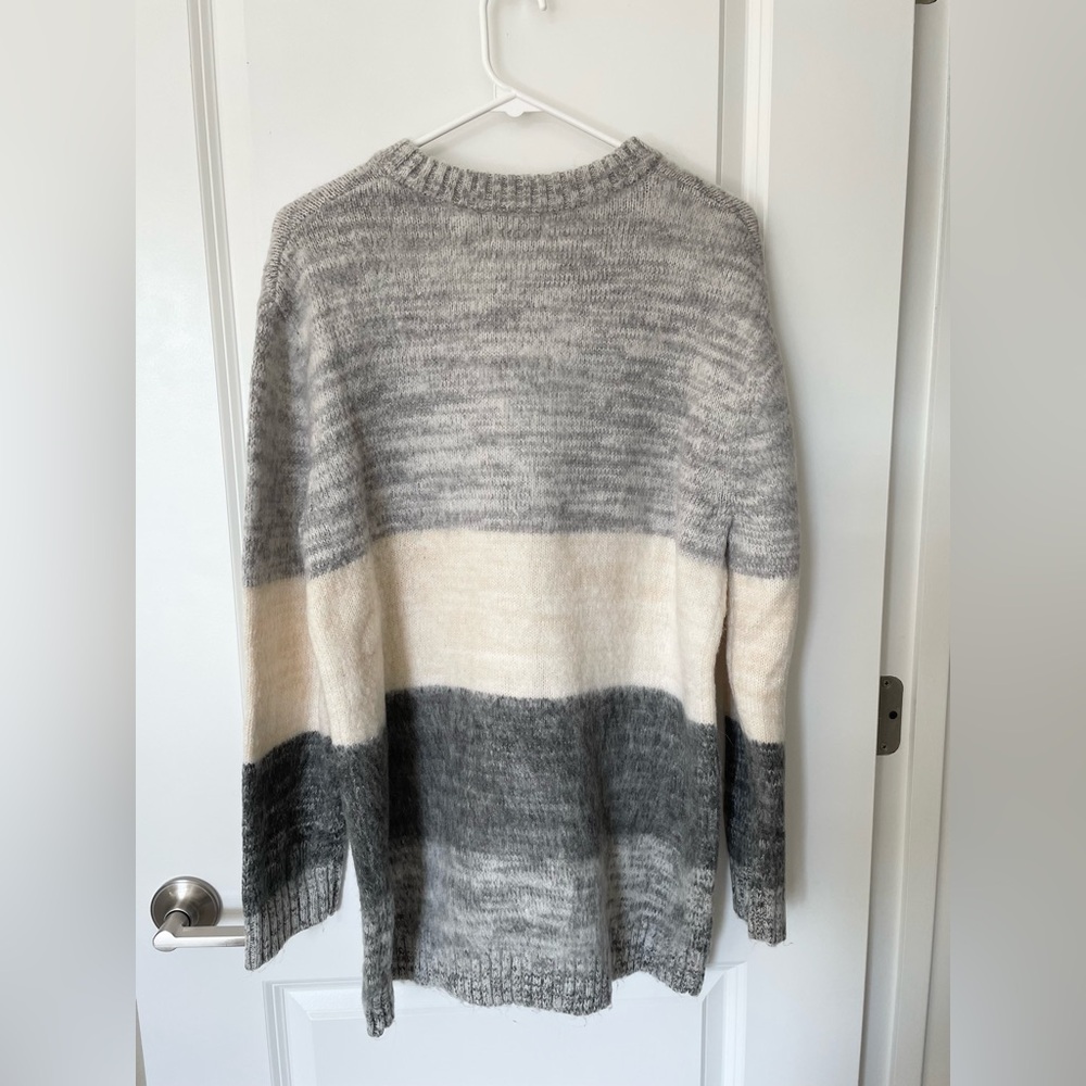 Universal Thread Grey/Cream Color Block Sweater - image 3